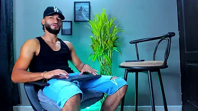 Damian 022 online show from February 2026 02:21:02 PM