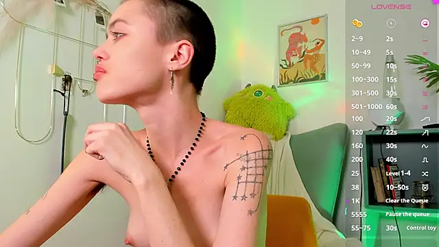 Snapshot of PamelaYong chatting on December 2024 05:15:02 PM PamelaYong online show from December 2024 05:15:02 PM