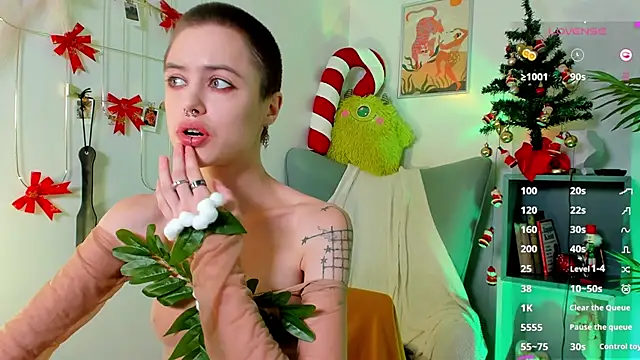 Snapshot of PamelaYong chatting on December 2024 01:50:01 PM PamelaYong online show from December 2024 01:50:01 PM