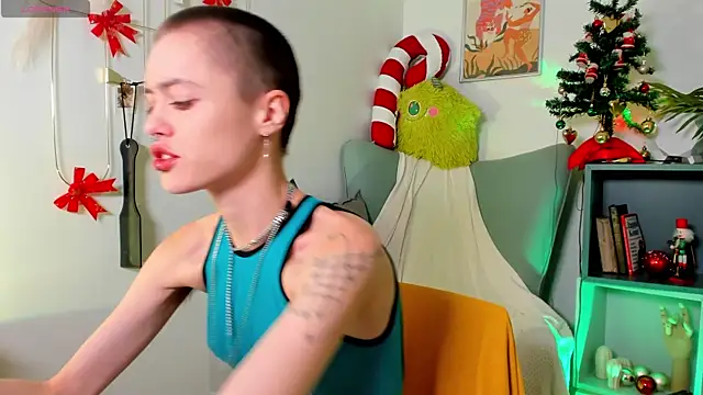 Snapshot of PamelaYong chatting on January 2025 01:36:02 PM PamelaYong online show from January 2025 01:36:02 PM