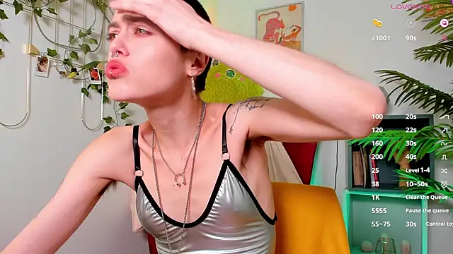 Snapshot of PamelaYong chatting on March 2025 01:59:02 PM PamelaYong online show from March 2025 01:59:02 PM