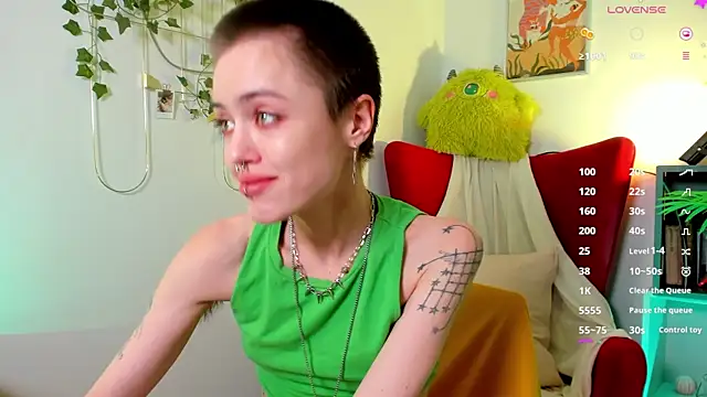 Snapshot of PamelaYong chatting on March 2025 01:40:01 PM PamelaYong online show from March 2025 01:40:01 PM