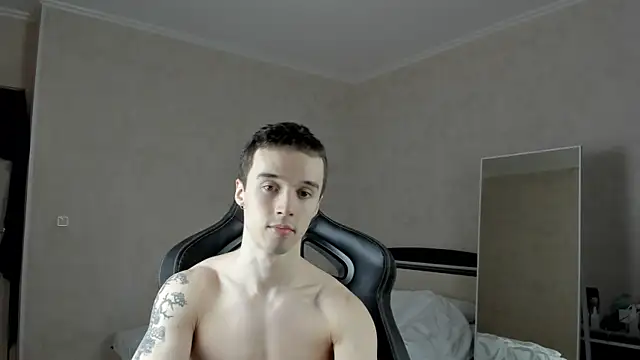 MasonWarholl online show from February 2025 04:18:02 PM