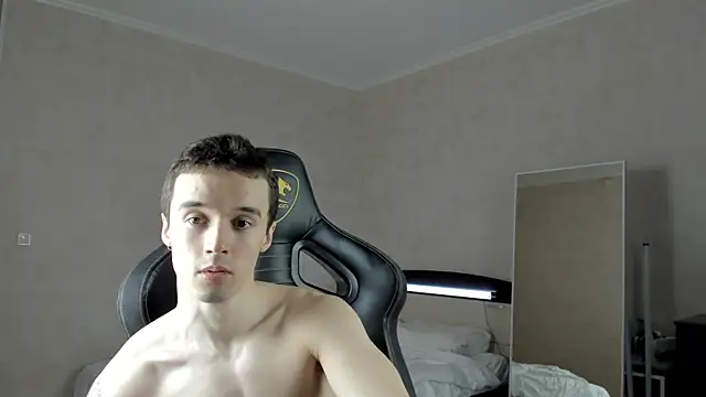 MasonWarholl online show from February 2025 08:10:01 PM