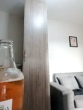 Mayo01  online show from December 2025 03:08:02 PM