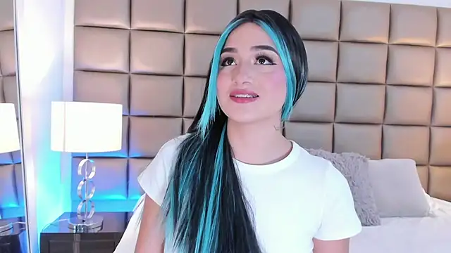 Snapshot of AnnyHizzle chatting on February 2025 09:49:01 PM AnnyHizzle online show from February 2025 09:49:01 PM