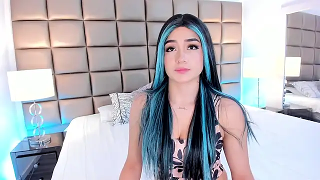 Snapshot of AnnyHizzle chatting on February 2025 09:23:01 PM AnnyHizzle online show from February 2025 09:23:01 PM