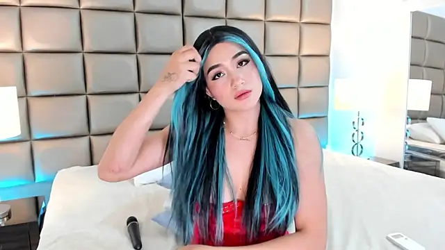 Snapshot of AnnyHizzle chatting on March 2025 03:31:01 AM AnnyHizzle online show from March 2025 03:31:01 AM