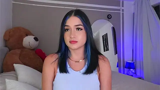 Snapshot of AnnyHizzle chatting on October 2025 02:18:01 AM AnnyHizzle online show from October 2025 02:18:01 AM