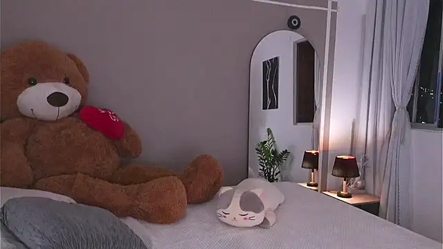 Snapshot of AnnyHizzle chatting on October 2025 01:58:02 AM AnnyHizzle online show from October 2025 01:58:02 AM