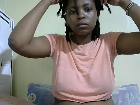 Snapshot of nelly_shyn chatting on September 2025 01:15:01 PM nelly shyn online show from September 2025 01:15:01 PM