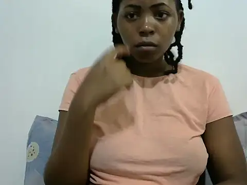 Snapshot of nelly_shyn chatting on December 2025 09:01:02 PM nelly shyn online show from December 2025 09:01:02 PM