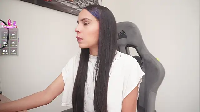 little-eli online show from April 2026 07:11:02 PM