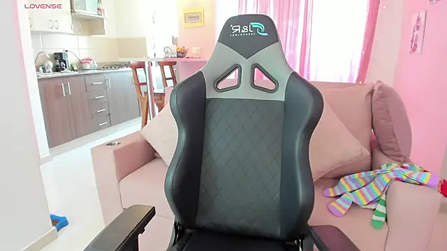 zoesullivan online show from January 2025 12:46:02 PM