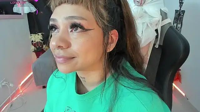 zoesullivan online show from October 2025 10:23:02 AM