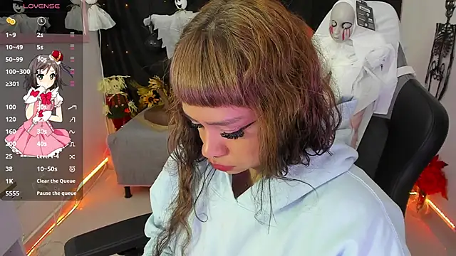 zoesullivan online show from October 2025 09:53:02 AM