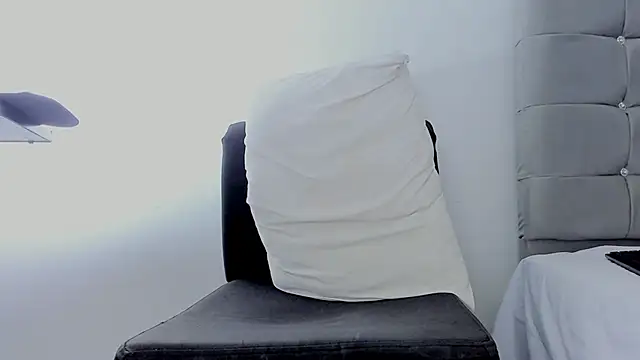 Ladysexy hot19 online show from January 2025 08:43:01 AM