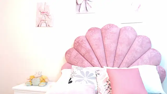 MilaaAdams online show from June 2026 10:50:01 AM
