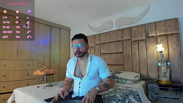 Snapshot of petterwilly1 chatting on January 2025 02:35:01 PM petterwilly1 online show from January 2025 02:35:01 PM