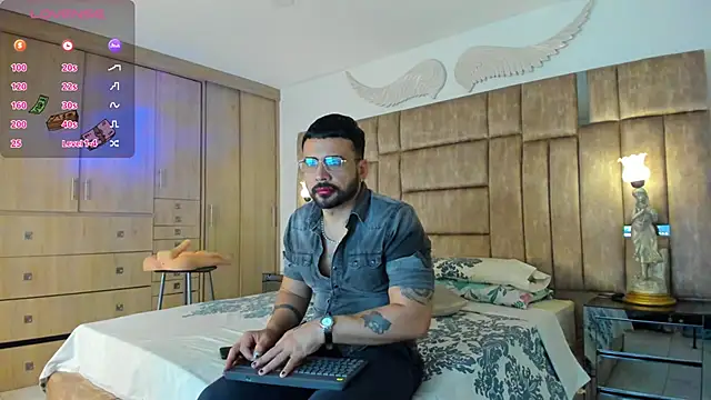 Snapshot of petterwilly1 chatting on February 2025 03:27:02 PM petterwilly1 online show from February 2025 03:27:02 PM