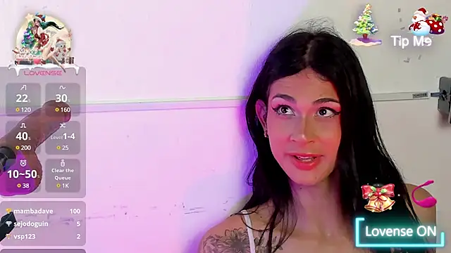 Snapshot of Mara_friendboy699 chatting on December 2024 11:05:02 PM Mara friendboy699 online show from December 2024 11:05:02 PM