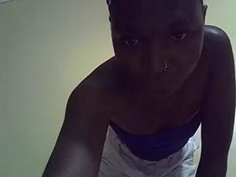 Snapshot of petite_12 chatting on March 2025 12:26:02 AM petite 12 online show from March 2025 12:26:02 AM