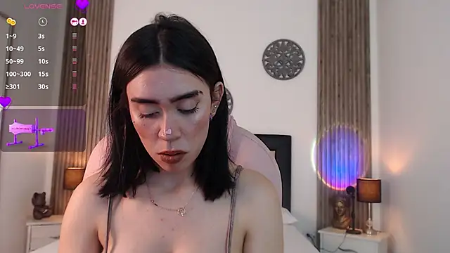 Julieta De Los Angeles online show from December 2024 11:53:02 PM