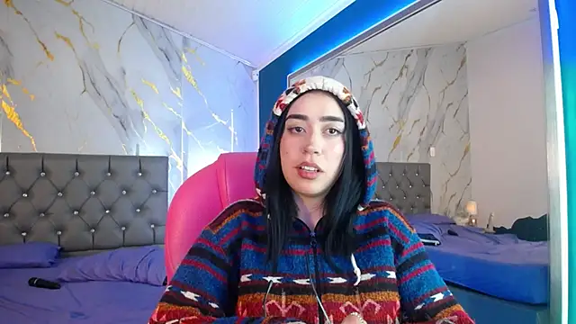 Julieta De Los Angeles online show from February 2025 06:47:02 AM