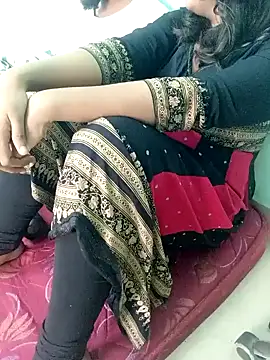 Snapshot of Hottest_Tamil chatting on January 2025 07:54:01 AM Hottest Tamil online show from January 2025 07:54:01 AM