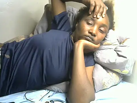 StacyGee24 online show from February 2026 06:41:01 PM