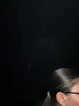 Snapshot of zui_lu chatting on February 2025 04:15:01 AM zui lu online show from February 2025 04:15:01 AM