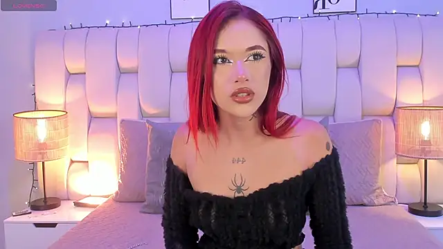 SkinnyFoxy online show from December 2025 07:53:02 PM