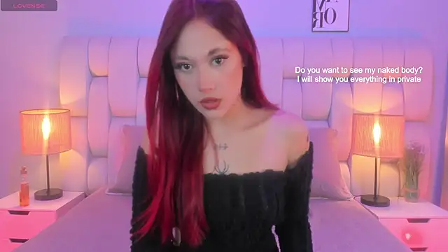 SkinnyFoxy online show from May 2026 07:20:01 PM