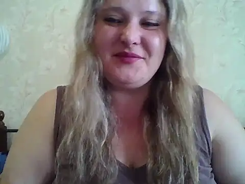 Snapshot of ParisMimi chatting on May 2026 06:54:02 AM ParisMimi online show from May 2026 06:54:02 AM