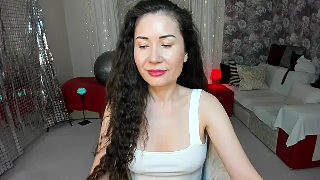 KarinaSweeety online show from September 2025 01:00:01 PM