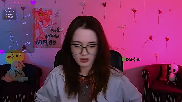 liana kisses online show from May 2026 07:00:02 PM