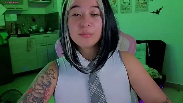 FernandaOrtegaaa online show from May 2026 12:17:01 AM