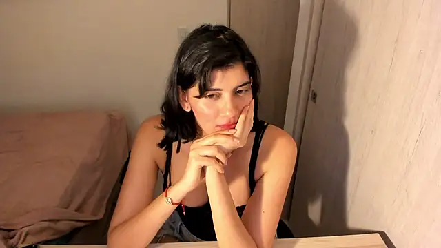misstoya online show from May 2026 01:56:01 AM