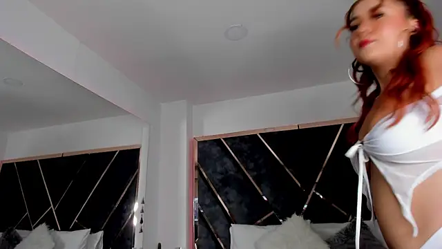 ChloeConnorr online show from January 2025 12:11:01 AM