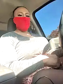 Snapshot of StaciGoodman chatting on December 2024 08:07:02 PM StaciGoodman online show from December 2024 08:07:02 PM