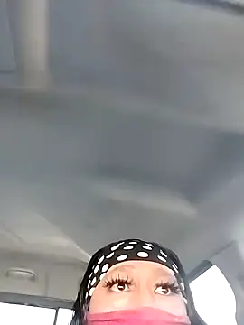 Snapshot of StaciGoodman chatting on January 2025 10:08:02 PM StaciGoodman online show from January 2025 10:08:02 PM