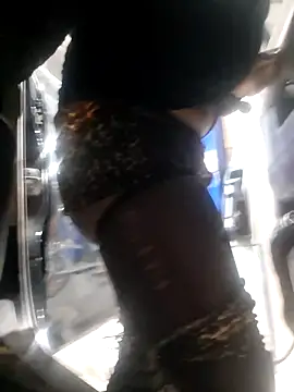 Snapshot of StaciGoodman chatting on November 2025 08:57:01 AM StaciGoodman online show from November 2025 08:57:01 AM