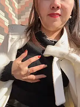 Snapshot of Efangfang chatting on January 2025 06:57:02 AM Efangfang online show from January 2025 06:57:02 AM