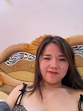 Snapshot of Efangfang chatting on January 2025 12:28:02 PM Efangfang online show from January 2025 12:28:02 PM