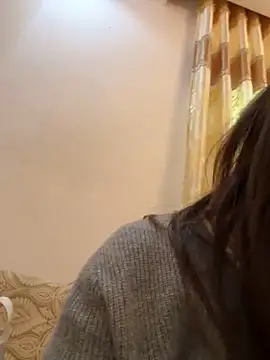 Snapshot of Efangfang chatting on January 2025 08:44:02 AM Efangfang online show from January 2025 08:44:02 AM