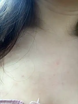 Snapshot of Efangfang chatting on March 2025 08:19:02 AM Efangfang online show from March 2025 08:19:02 AM