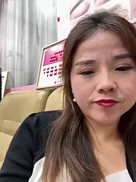 Snapshot of Efangfang chatting on March 2025 01:12:01 PM Efangfang online show from March 2025 01:12:01 PM