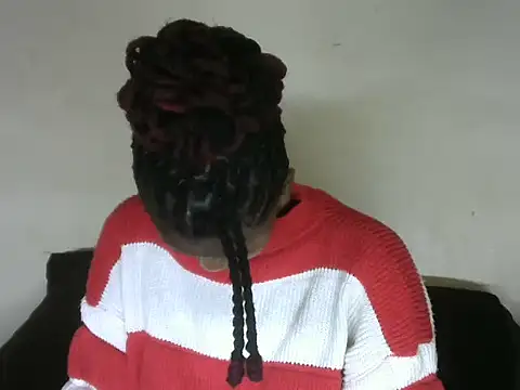 Pretty-emmie online show from February 2025 02:37:01 PM