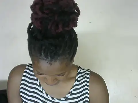 Pretty-emmie online show from February 2025 06:03:01 AM