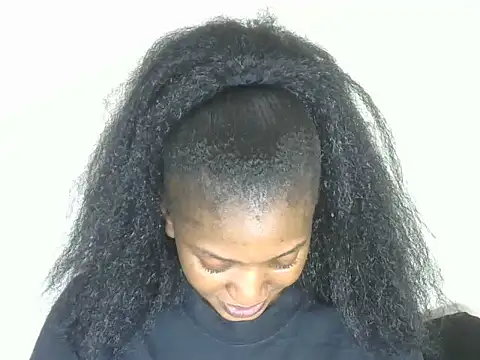 Pretty-emmie online show from September 2025 04:40:02 PM